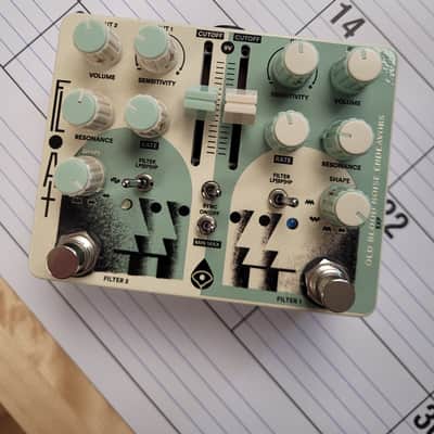 Old Blood Noise Endeavors Float Dual Moving Filter | Reverb