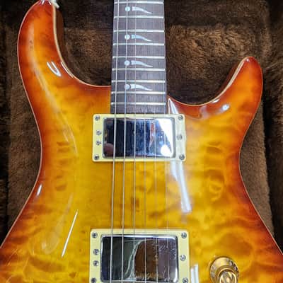 Carvin CT6 Beautiful Quilt Honey Burst image 5