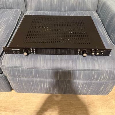 Universal Audio Apollo 8 QUAD Thunderbolt 2 Audio Interface 2010s - Black image 2