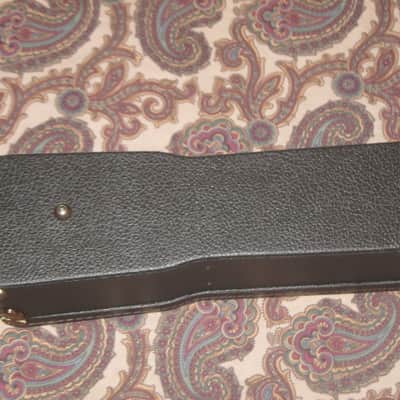 lightly handled (late 90s-early 00s) Taylor Grand Concert Deluxe Brown Hardshell Case (5200-54 but reg black lining) textured dark brown vinyl over 3-ply wooden structure, Foam padding covered w/ reg black plush  lining, brass plated HW, leather handle image 23