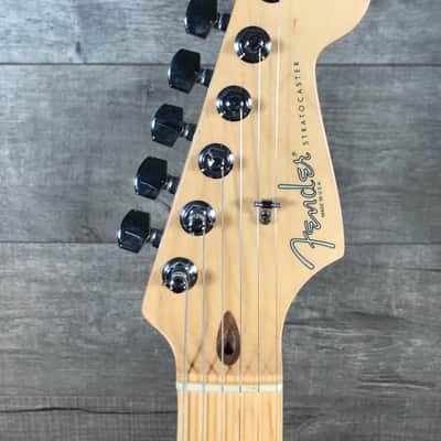 Fender American Standard Stratocaster 2005 Candy Apple Red image 10