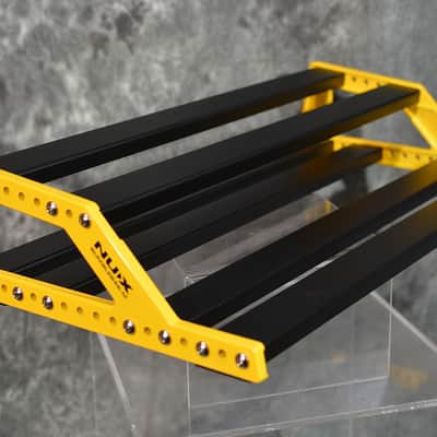 NuX Bumblebee Medium Dual Tier Aluminum Pedalboard w Deluxe Carry Bag & FAST n Free Shipping image 1