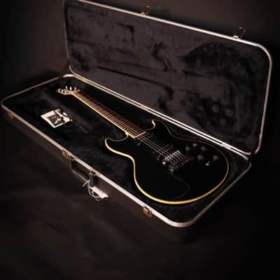 Fender Flame Elite, Black, with Hard Shell Case SN 41203187 - USED image 11