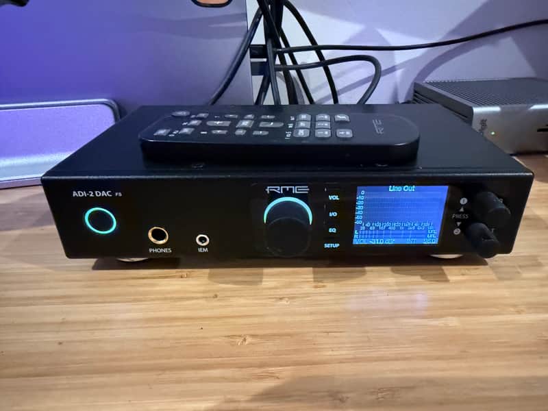 RME ADI-2 PRO FS R Black Edition AD/DA Converter 2010s - Black