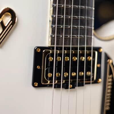 Duesenberg Fantom A Electric Guitar - Aged White with Hardshell Case - Demo image 14