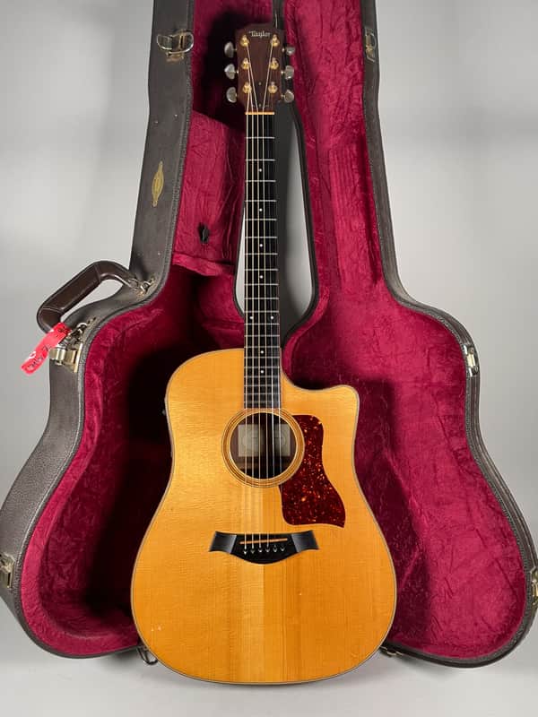 Taylor 710ce