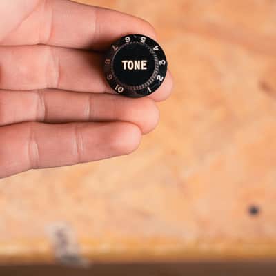 Fender - 1976 - Stratocaster Knobs & Switch Tip image 4