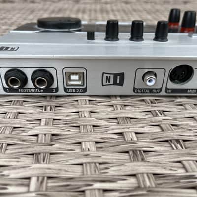 Native Instruments Kore + guitar rig + komplete 4 software 00s Silver image 2