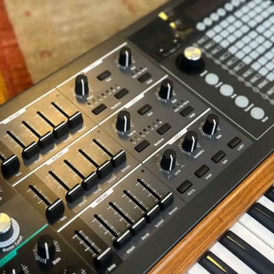 Arturia PolyBrute Morphing Analogue Poly Synth image 4