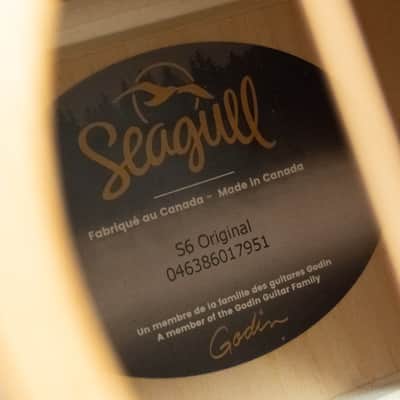 Seagull Guitars S6 Cedar Original Acoustic Guitar - Natural image 12