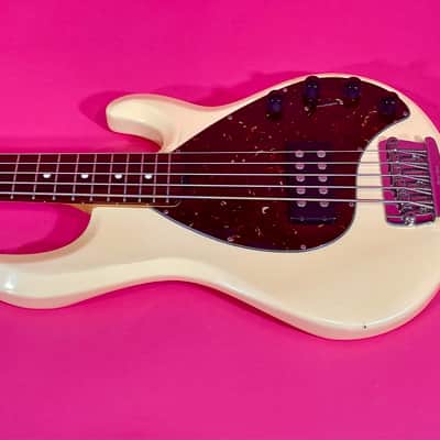 Ernie Ball Music Man Stingray 5 Limited Edition 2005 - Vintage Creme/Ivory image 9