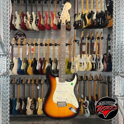 Squier Stratocaster Standard Flamed Maple Sunburst + Bag image 2