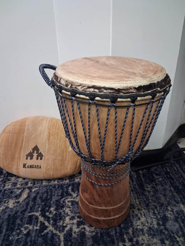 Kangaba Djembe 12" x 22" High Consignment imagen 1