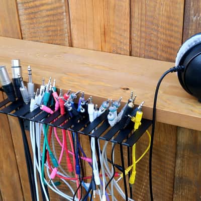 Konstant Lab - Shelf / Desk Patch Cable Holder Bild 7