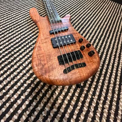 WARWICK STREAMER STAGE II bass guitars