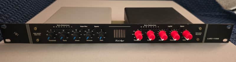 FMR Audio Really Nice Compressor RNC1773 and Leveling Amplifier RNLA7239 with Funk Logic rack mount LARC-11000 image 1