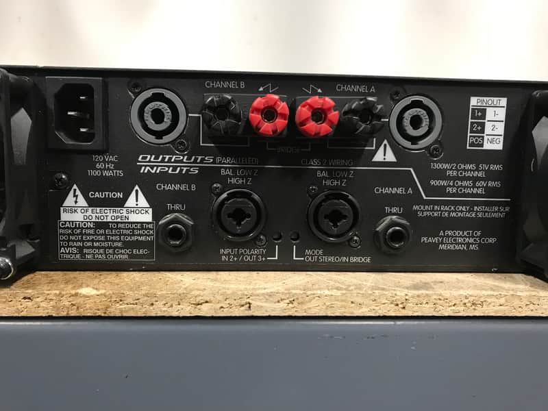 PEAVEY GPS-2600 パワーアンプ GPS 2600 - Peavey GPS 2600 - Audiofanzine