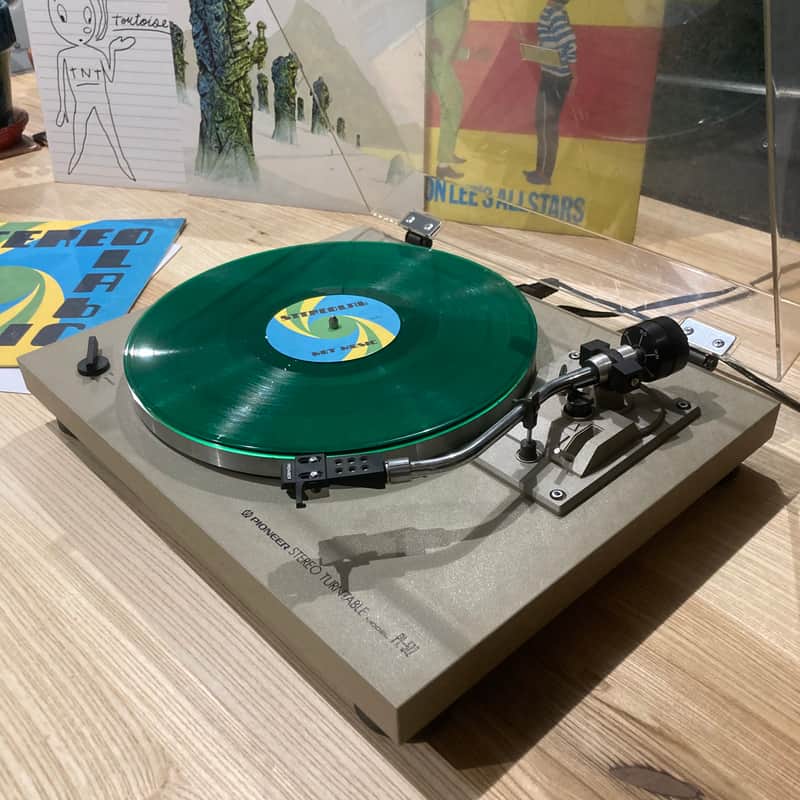 Pioneer  PL-512 vintage hi-fi turntable / new belt image 1