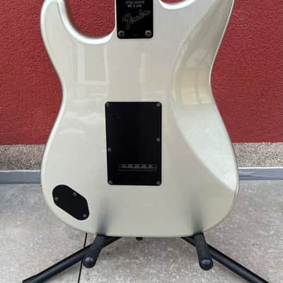 Fender MIJ Boxer Stratocaster HH 2020 - 2022 - Inca Silver image 7