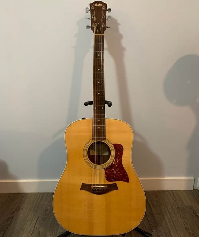 Taylor 210e 2006 - 2014 - Natural image 1
