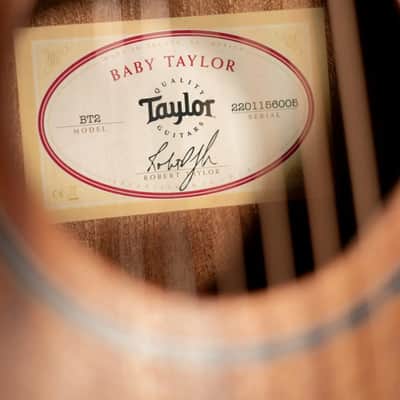Taylor BT2 Left-Handed Baby Taylor Acoustic Guitar with Gig Bag image 13