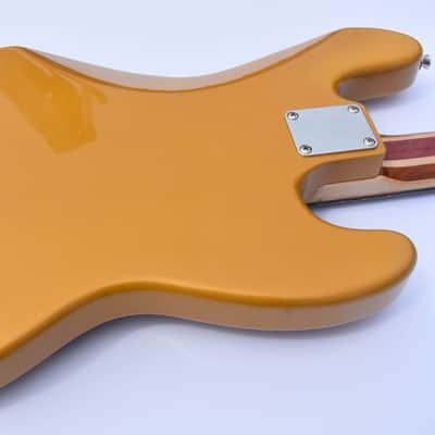 Ankh Instruments 4 string, Jazz Bass, Left Hand, Woodie 2022 Gold Metalic image 10
