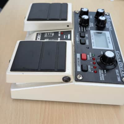 Boss DD-20 Giga Delay 2005 - Present - White image 3