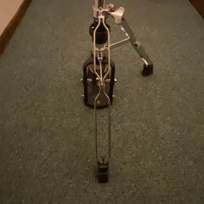 Griffin Griffin Premium 2-Leg Hi-Hat Stand - LGH600A present ? - CHROME image 6