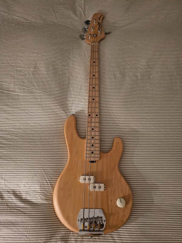 Sterling Stingray Joe Dart III signature 2025 - Natural image 1