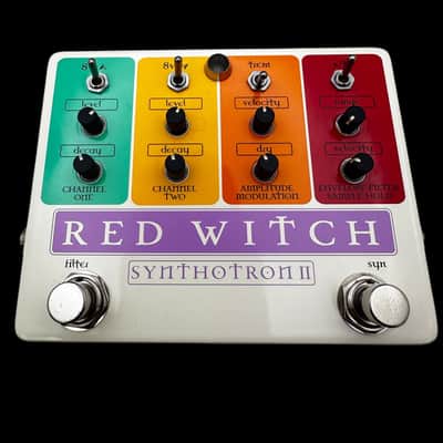 Red Witch Synthotron 2010s - Graphic X4619 image 2