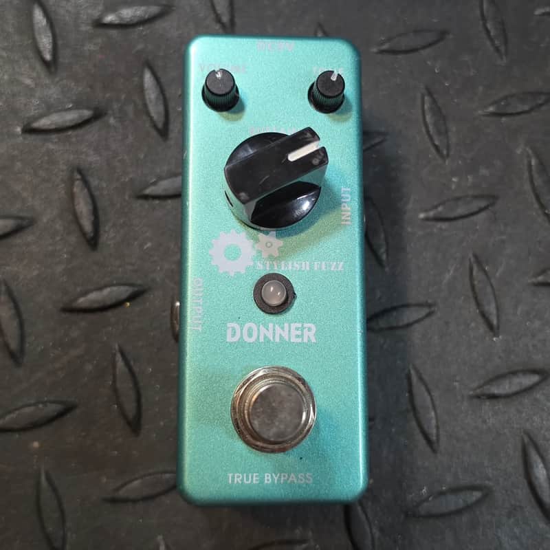 Donner Stylish Fuzz