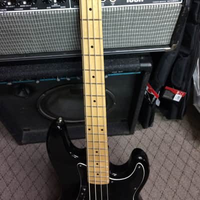 Epiphone Batwing Bass image 3