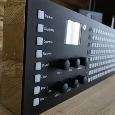 Polyend Seq  MIDI Step Sequencer image 2
