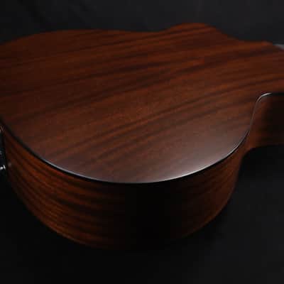 Martin Road Series OMC-10E Modern Acoustic-electric Guitar - 1935 Sunburst with softshell case 488 image 5