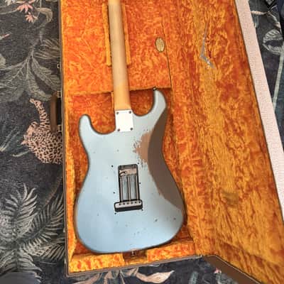 Fender Custom Shop ‘62 Stratocaster Heavy Relic HSS 2021 - Ice Blue Metallic image 3