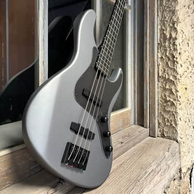 Brubaker JXB USA 4 Performance Series bass with BOB technology 2025 - Silver Steel image 2