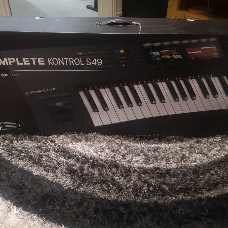 2023 – Present Native Instruments Komplete Kontrol S49 MK2 Black