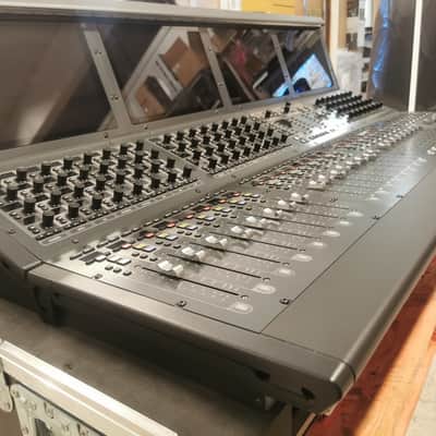 Avid Venue S6L-32D-192 with Stage 64 (96k ex VAT) image 16