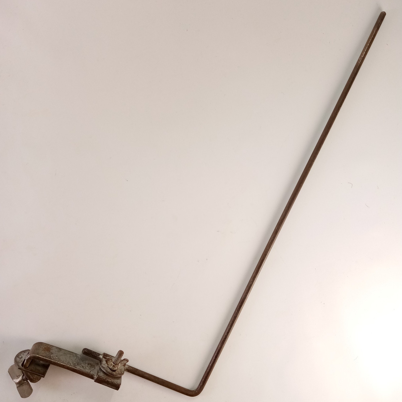 Ludwig Cymbal 1/4"Rod L-Arm Vintage 30s Nickel Clamp-On Bass Drum Hoop Mount USA — main photograph