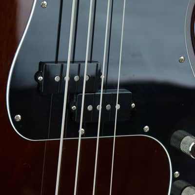 Used Squier Classic Vibe '70s Precision Bass, Maple Fingerboard, Walnut image 5