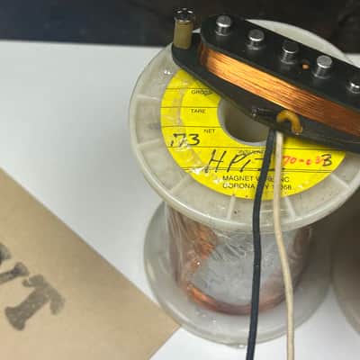 General Vintage Tone NOS pickup set for Stratocaster ®️ 1962 specs Vintage Heavy Formvar Corona Wire INC, New York 70s image 2