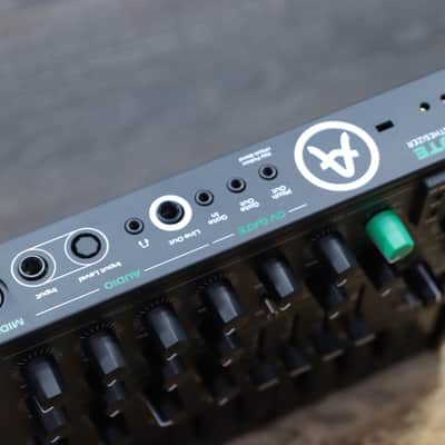 Arturia MicroBrute UFO Limited-Edition Analog Monosynth Monophonic Synthesizer image 14