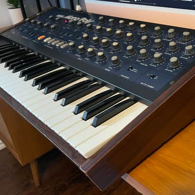 Korg Mono/Poly 1980s - Blue image 2