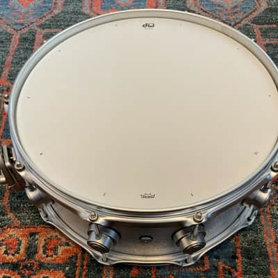 DW 5.5x14 Collector's Series Aluminum 3mm Snare Drum Satin Chrome Hardware image 4
