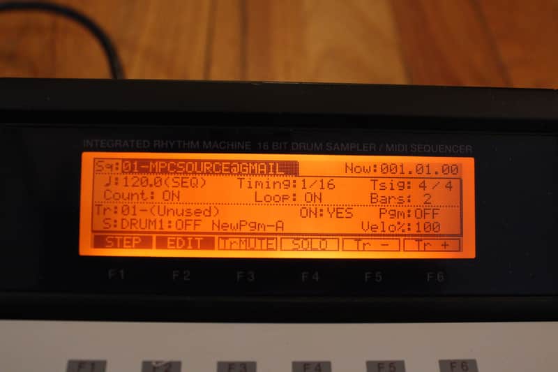 AKAI MPC2000XL, CUSTOM BLACK TRIM, ORANGE LCD BACKLIGHT, INTERNAL