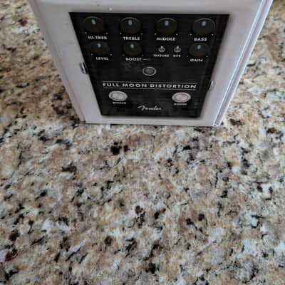 Fender Full Moon Distortion 2018 - Present - Blue image 4
