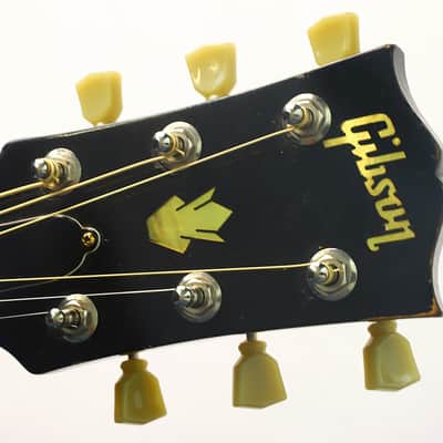 Gibson Hummingbird 1968 Natural Acoustic Guitar – An Icon of the Sixties with Authentic Vintage Character image 7