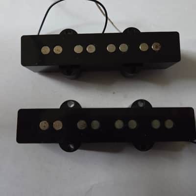 Fender 60's Mexican j Bass pickups 2000's - black image 2