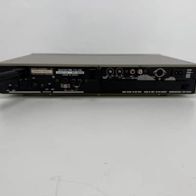 Akai AT - 506 FM AM Stereo Digital Quartz Synthesizer Tuner image 6