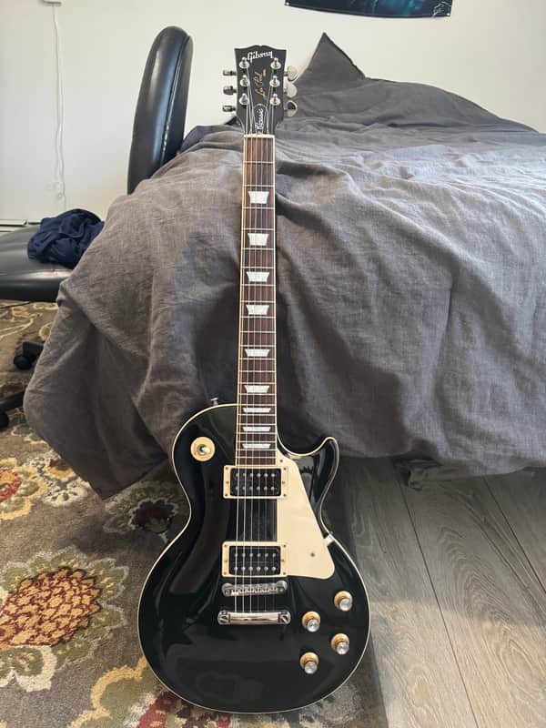 Gibson Les Paul Classic 2019 - 2023 - Ebony image 1